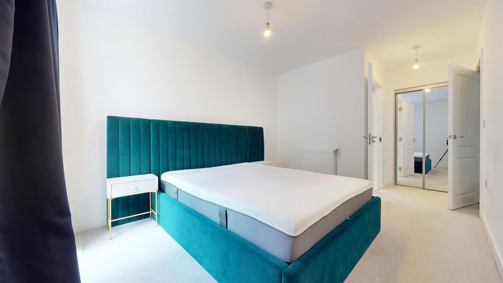 Property photo 3 of 11 661Ceec8F3d673461d218Ede_04cc65B2626571047ce10A7dc