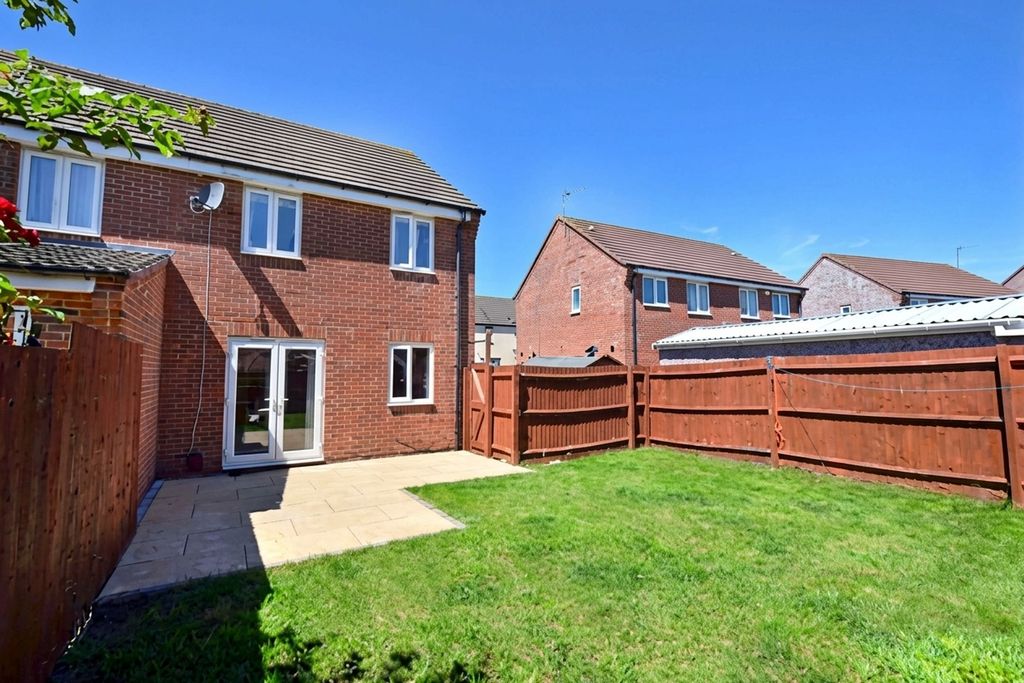 Property photo 2 of 23