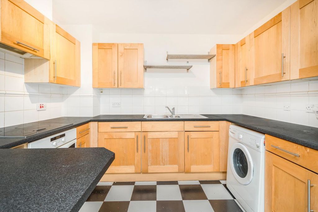 Property photo 3 of 4