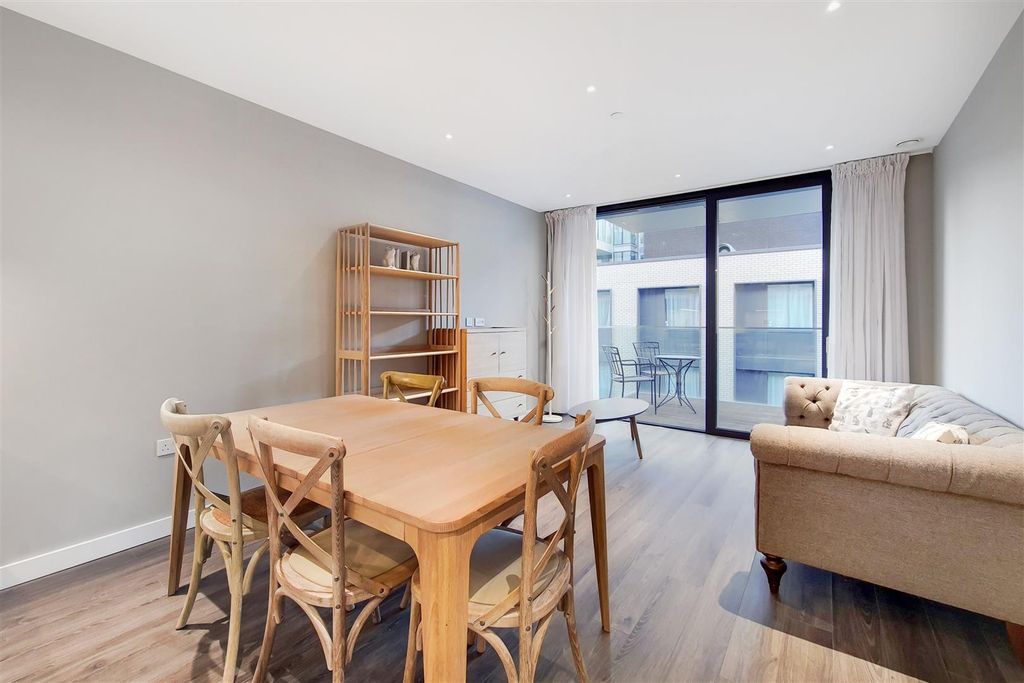 Property photo 3 of 12 1_Kitchen Reception-0.Jpg