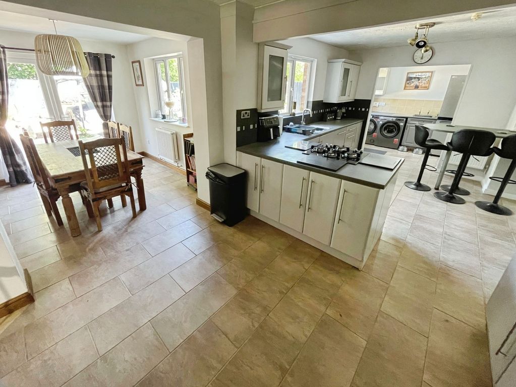 Additional image 23 of 6 bed detached house for saleLlys Eglwys, Bridgend CF31