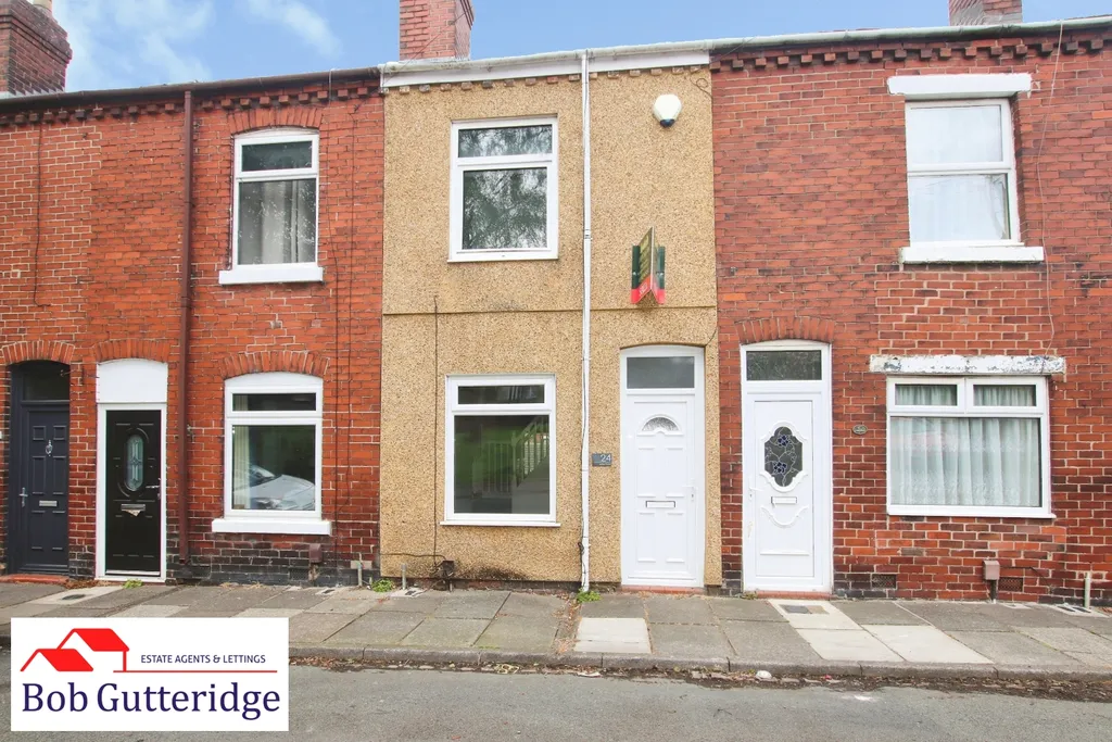 House in Stoke-on-Trent, Smallthorne - View 3
