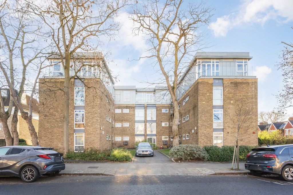 Property photo 1 of 4