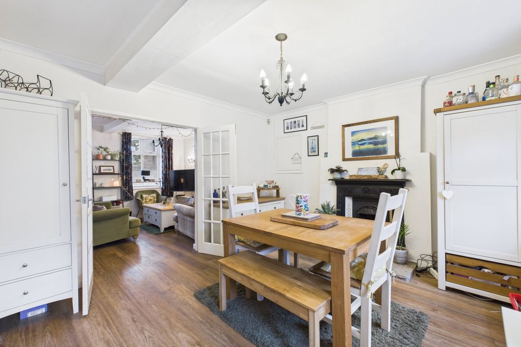 Property photo 3 of 19 Dining Room