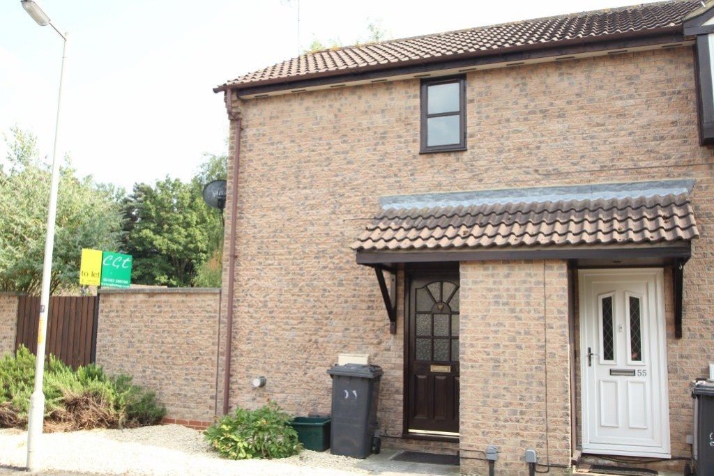 Property photo 1 of 5 53 Buscombe Grdns Front (1024x683)