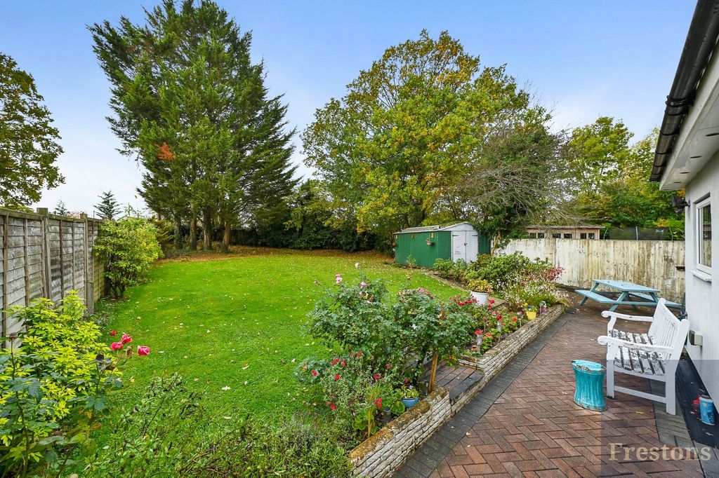 Property photo 2 of 12