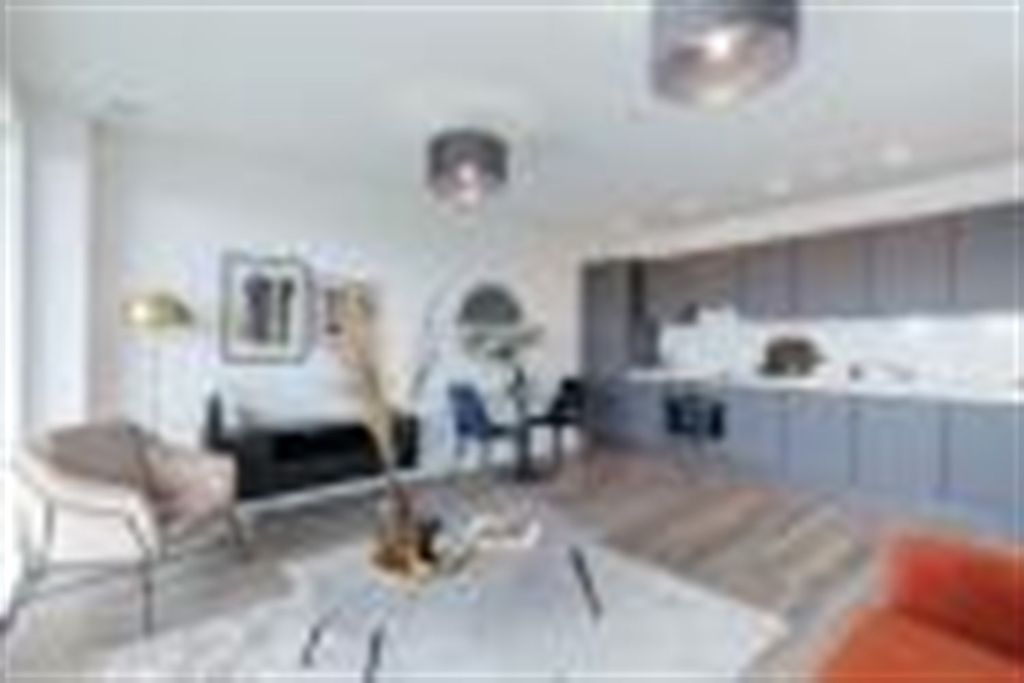 Property photo 1 of 12 (Main)