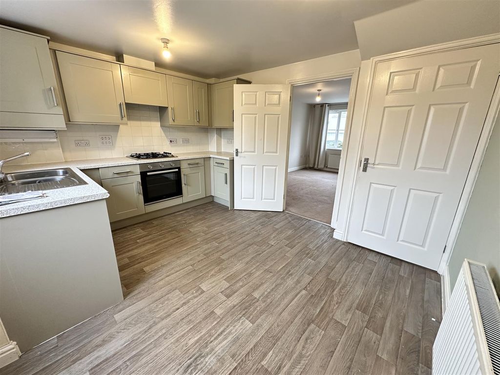 Property photo 3 of 12 Img_0129.Jpg