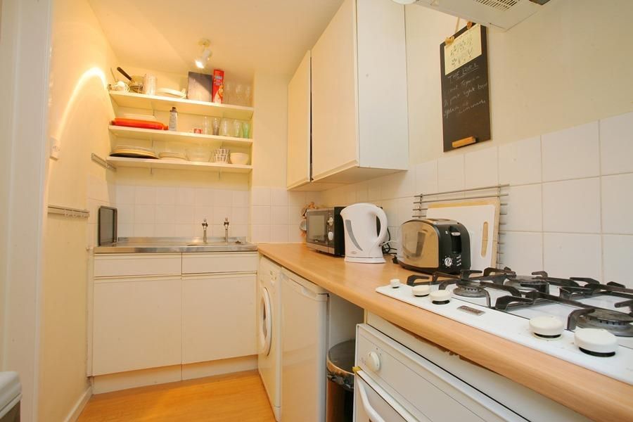 Property photo 2 of 4 53_Ashdown_Way_Kitch