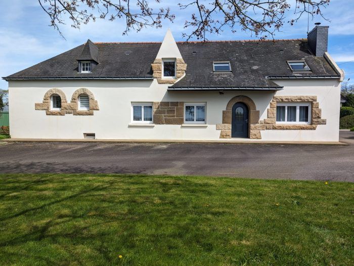 Property photo 1 of 18