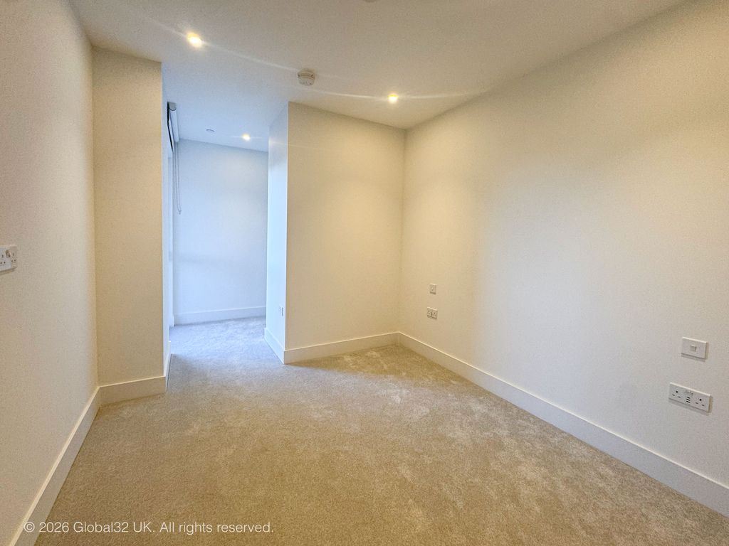 Property photo 3 of 7 Bedroom