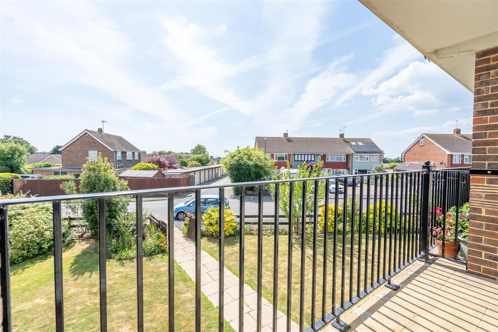 Property photo 2 of 11 Balcony.Jpg