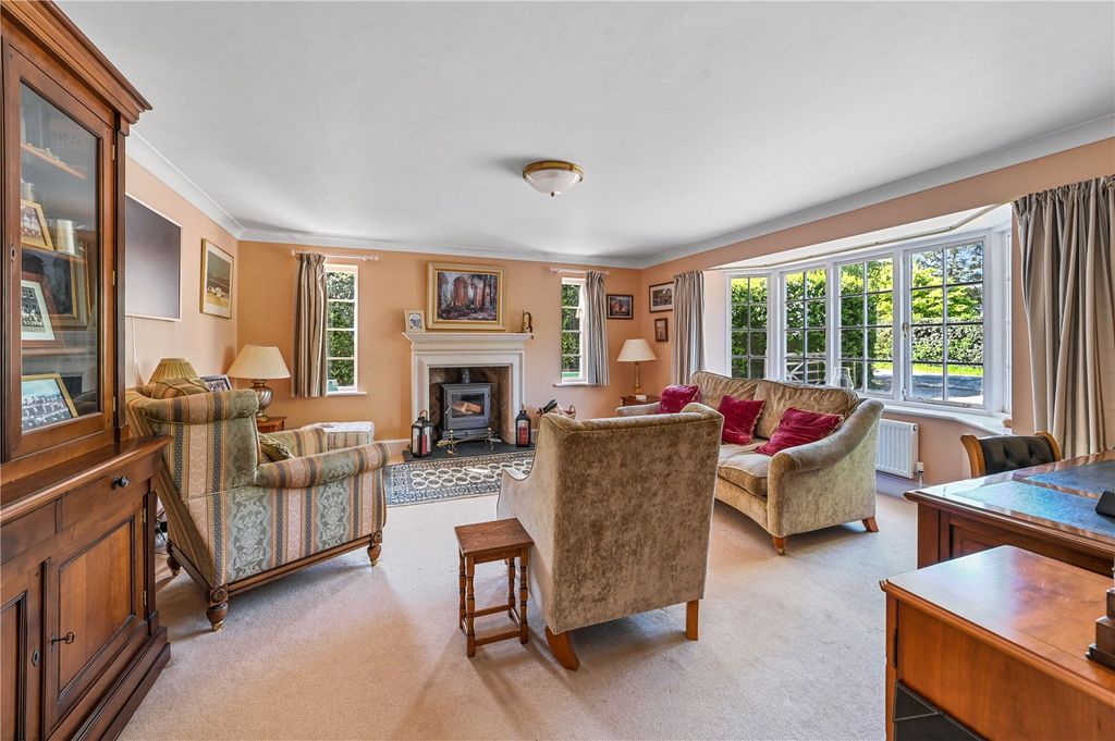 Property photo 2 of 44 Drawing Room