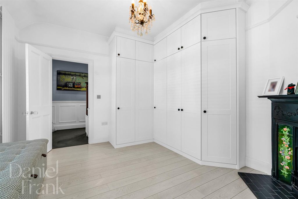 Additional image 35 of 5 bed detached house for saleThe Uplands, Loughton IG10