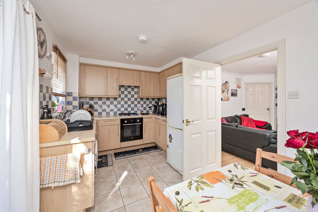 Property photo 3 of 19 Kitchen/Dining Room