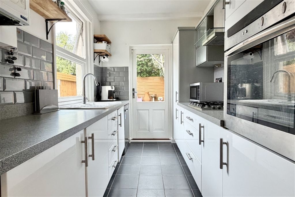 Property photo 3 of 42 Kitchen