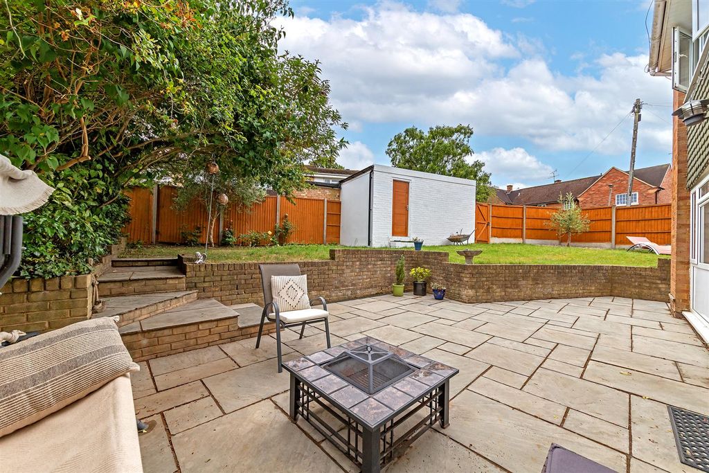 Property photo 3 of 21 2Deangardens-60.Jpg