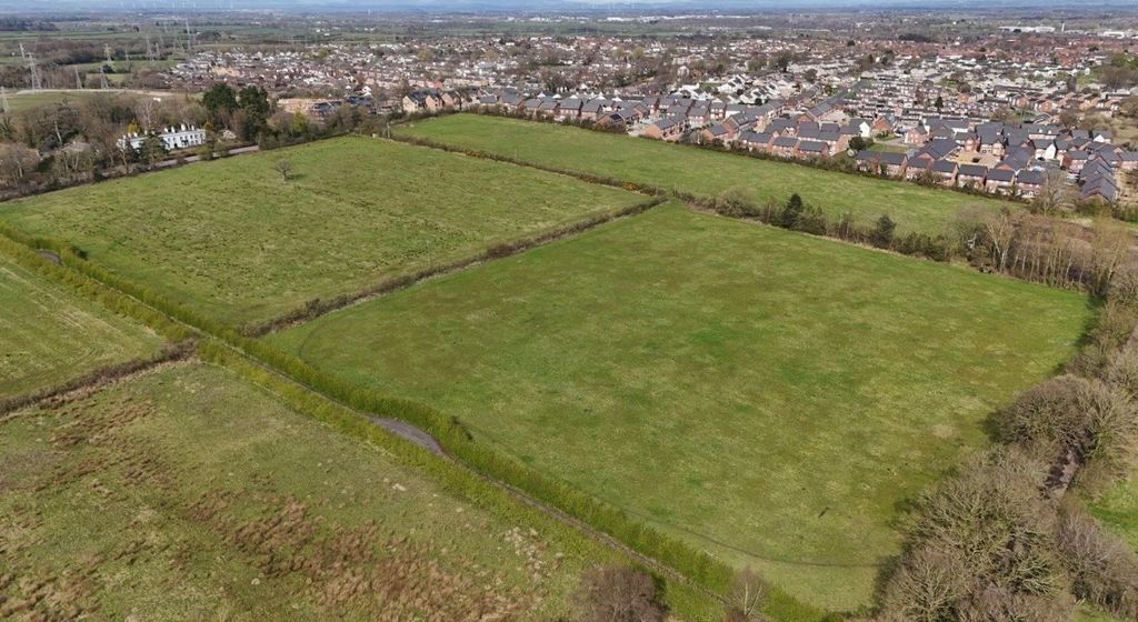 Property photo 3 of 8