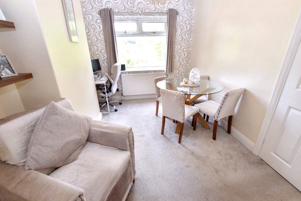 Property photo 3 of 25 Dining Room
