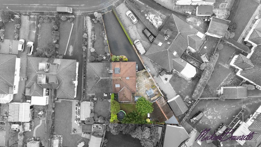 Property photo 3 of 45