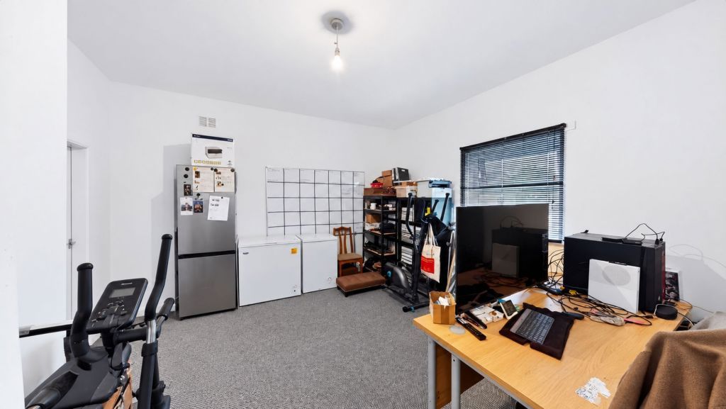 Property photo 3 of 22