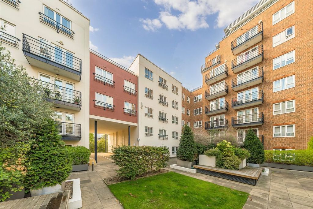 Property photo 1 of 5