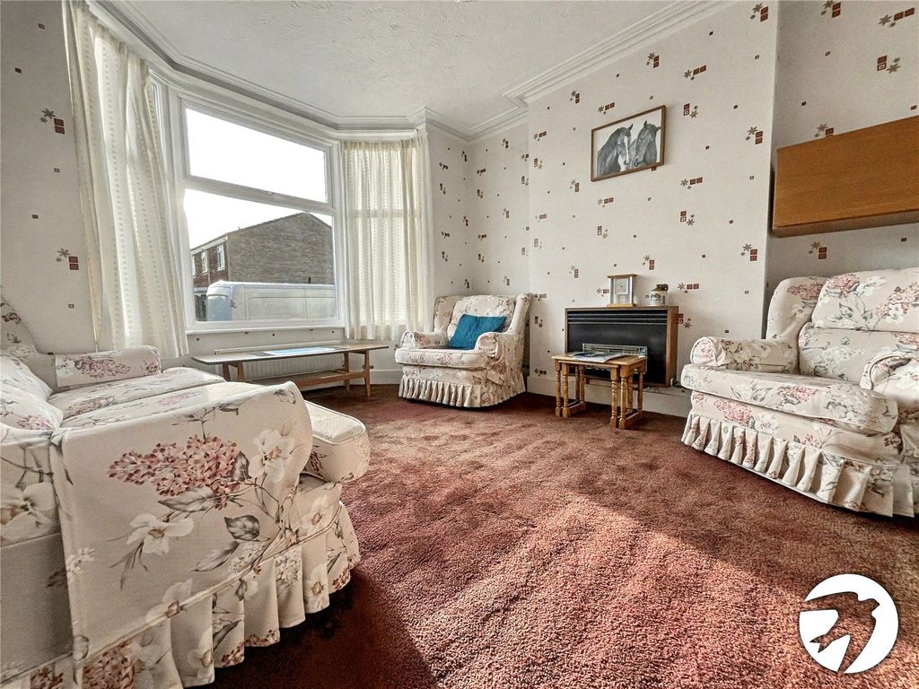 Property photo 2 of 14 Picture No. 16