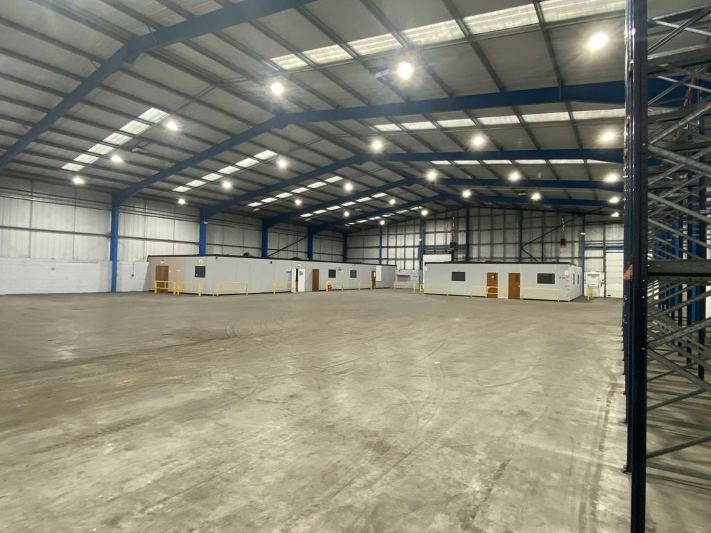 Property photo 3 of 12 Internal Back To Front.Jpeg