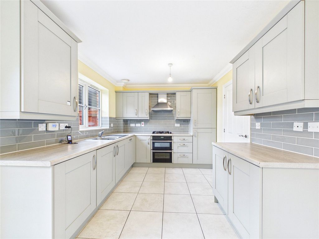 Property photo 3 of 12 Picture No. 03