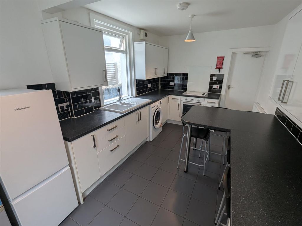 Property photo 2 of 12 Whatsapp Image 2026-09-15 At 10.12.16 (2).Jpeg
