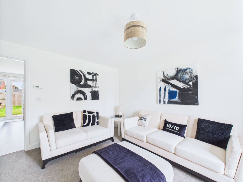 Property photo 2 of 14