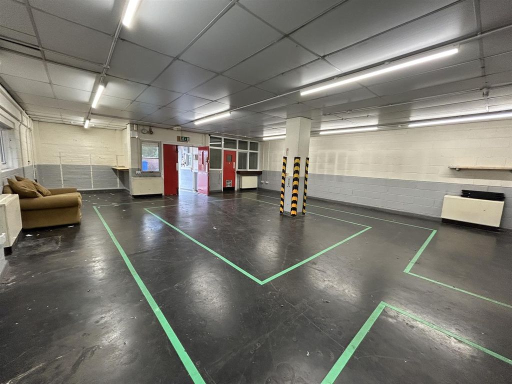 Property photo 2 of 7 2