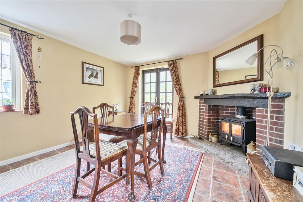 Property photo 3 of 14 Dining Room