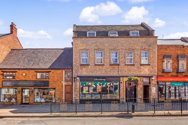 Property photo 1 of 9 336442