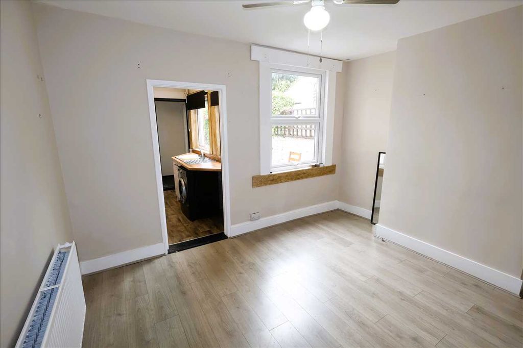 Property photo 3 of 15 Dining Room