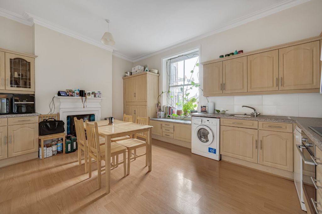 Property photo 3 of 10 Picture No. 07