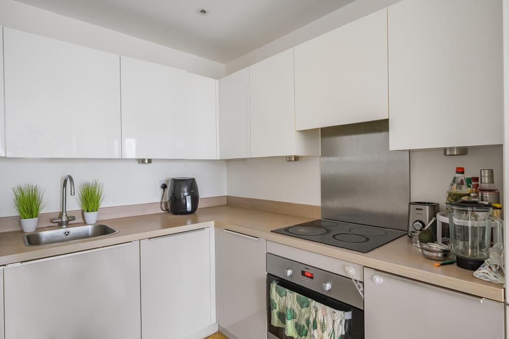 Property photo 2 of 20 Kitchen
