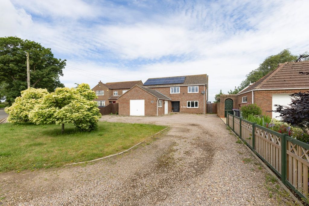 Property photo 1 of 25