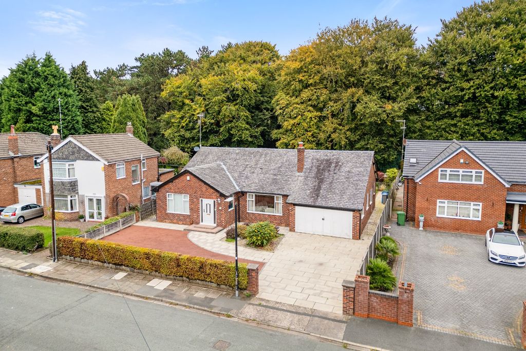 Property photo 3 of 50 4543683