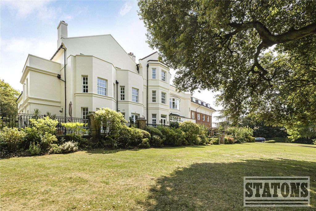 Property photo 2 of 26 Picture No. 58