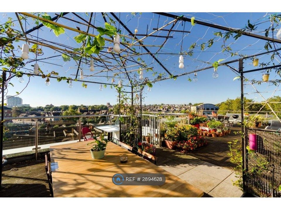 Property photo 1 of 12 Communal Roof Terrace - South Facing