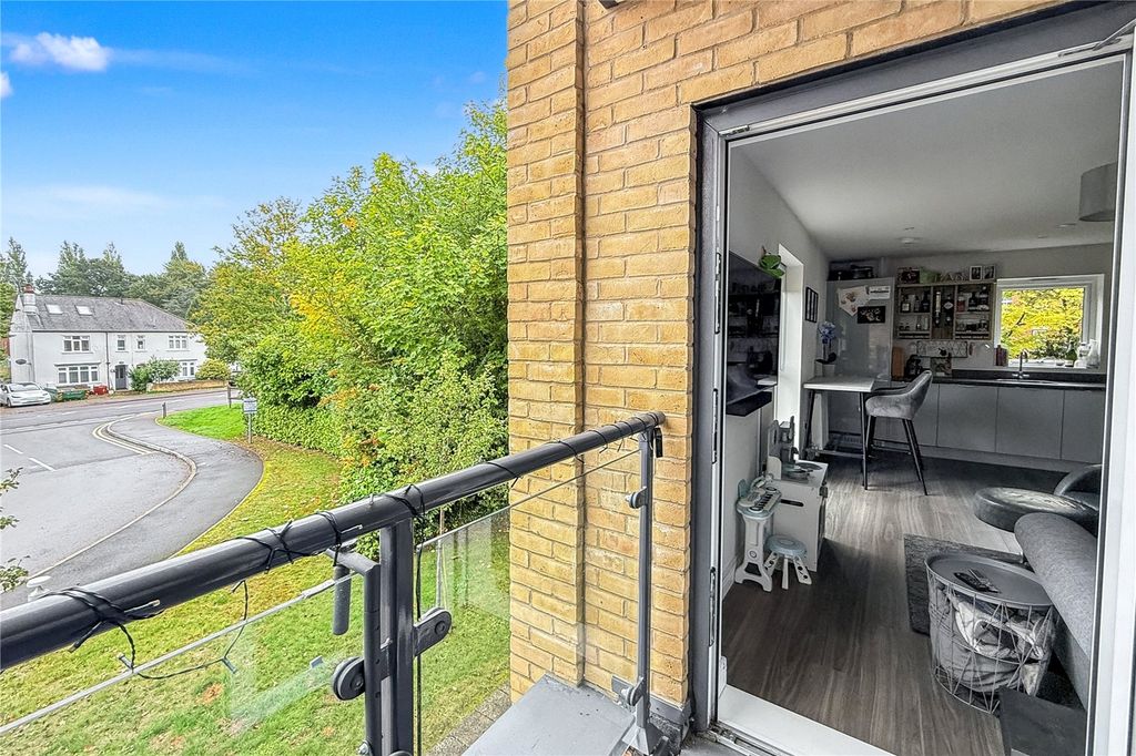 Property photo 2 of 16 Picture 2