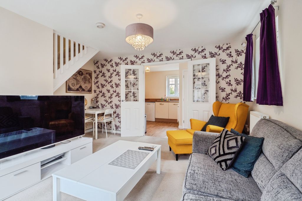 Property photo 3 of 20 Em120025