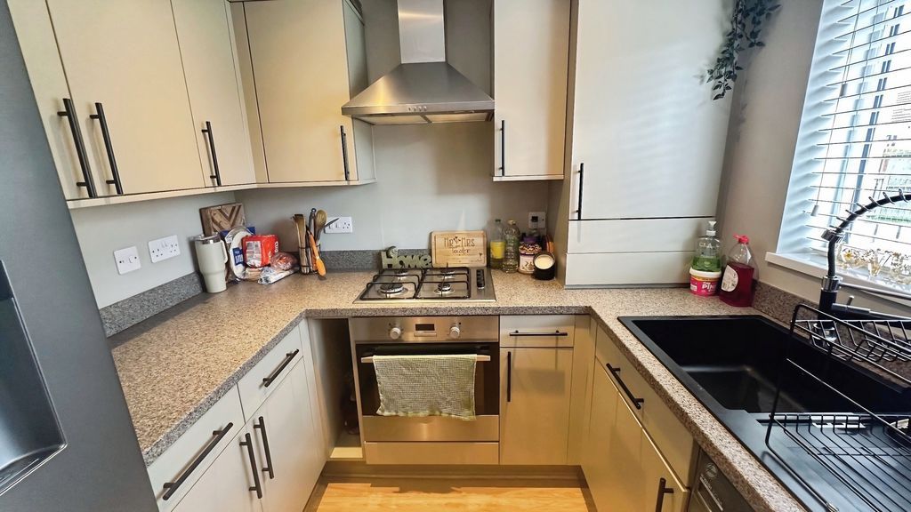 Property photo 3 of 18 Photo 13