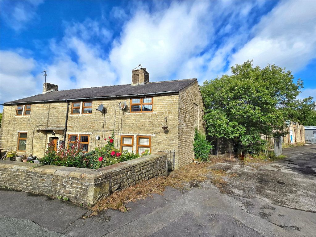 Property photo 1 of 24 Period Cottage Semi