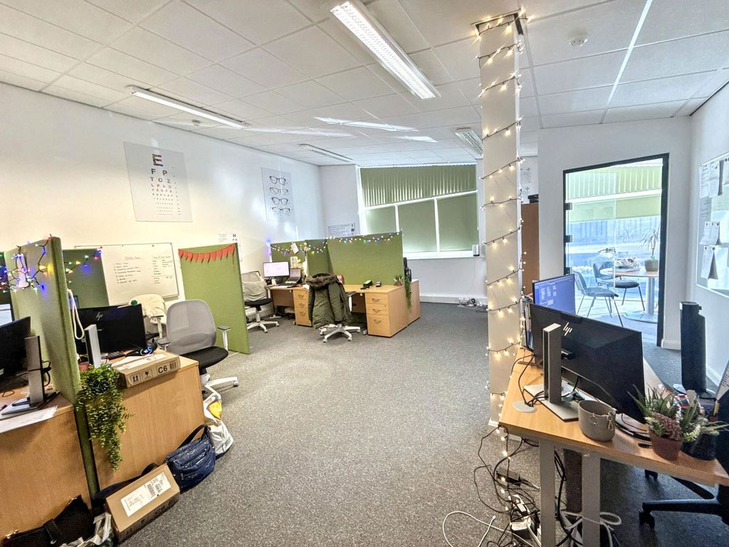 Property photo 3 of 22