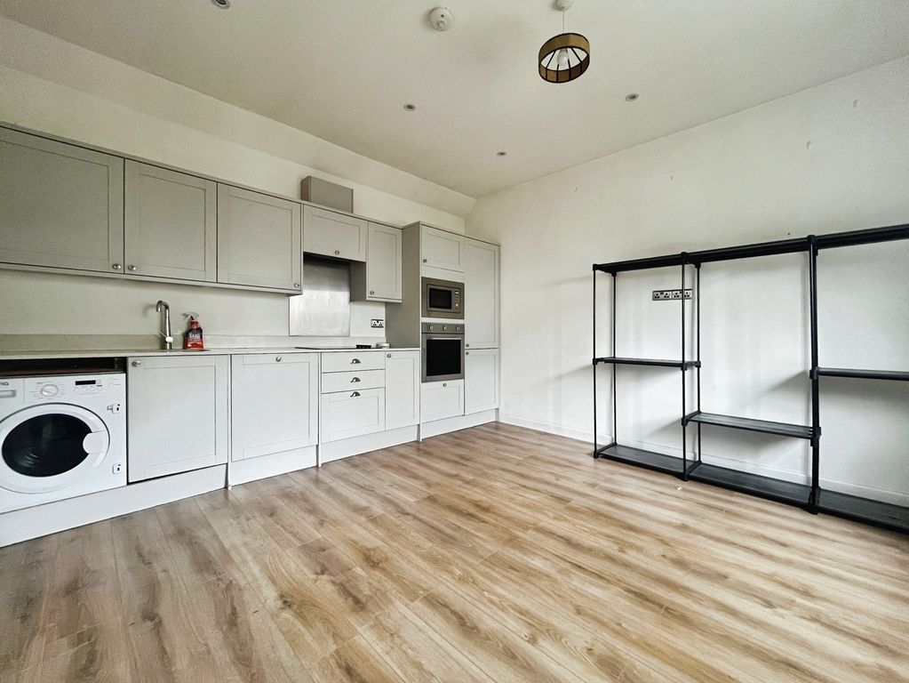 Property photo 2 of 13 Pbox-Img.Jpg