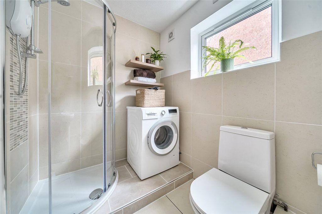 Property photo 3 of 14 Picture No. 15