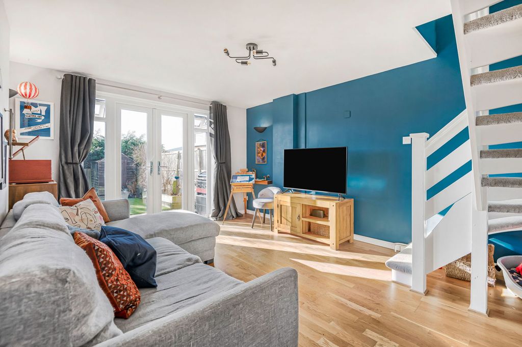 Property photo 3 of 22