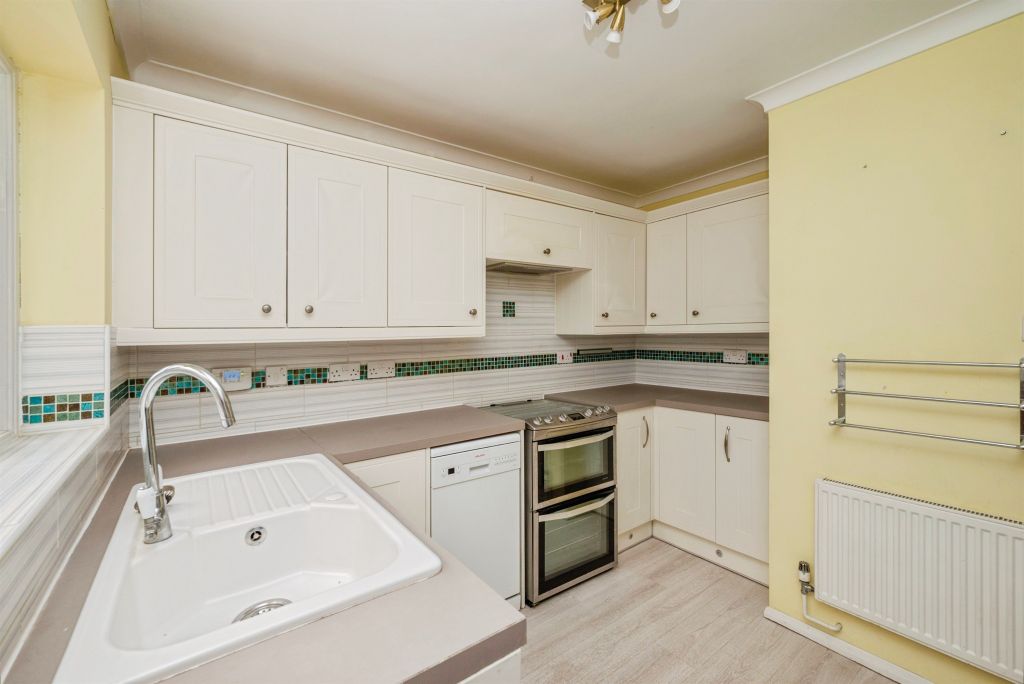 Property photo 3 of 19